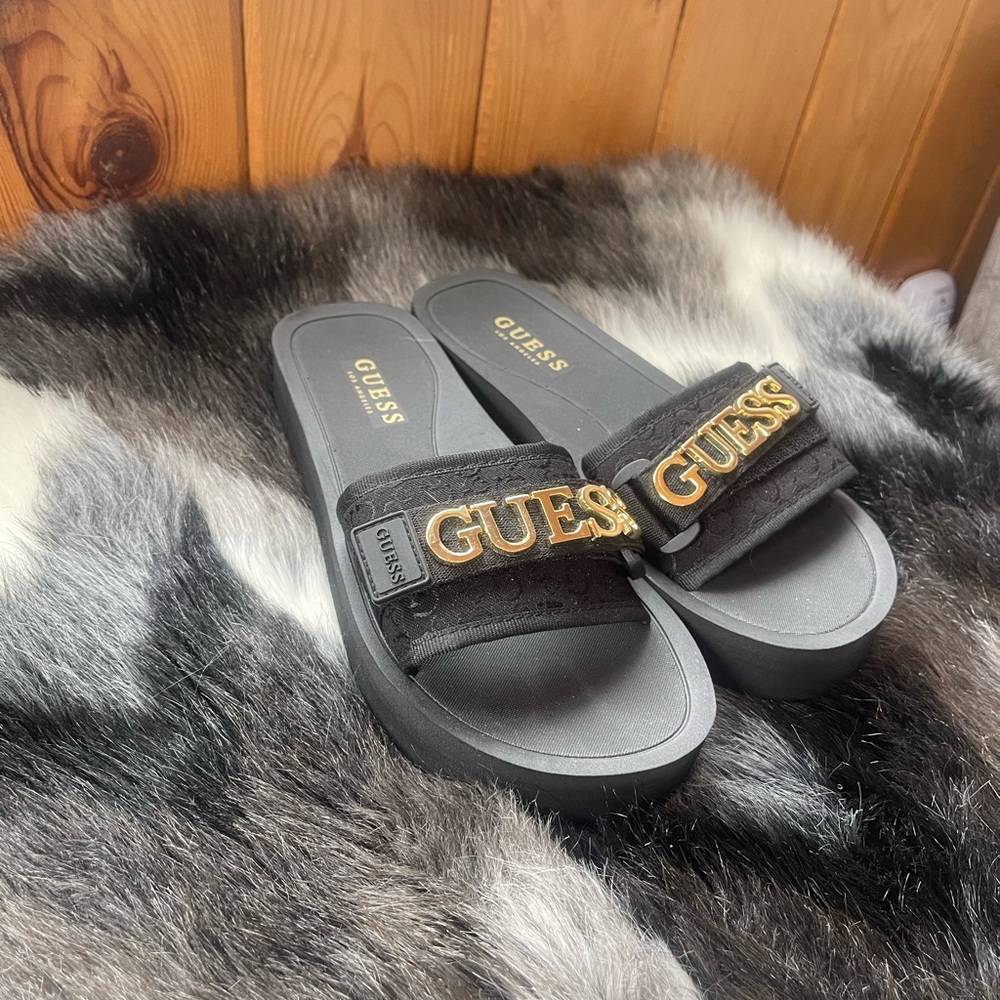 GUESS Black Slides with Gold Logo - Picture 3 of 3
